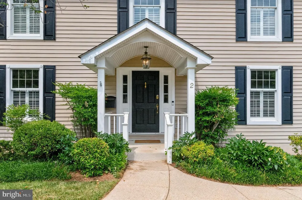 2 Tolson St, Annapolis, MD 21401
