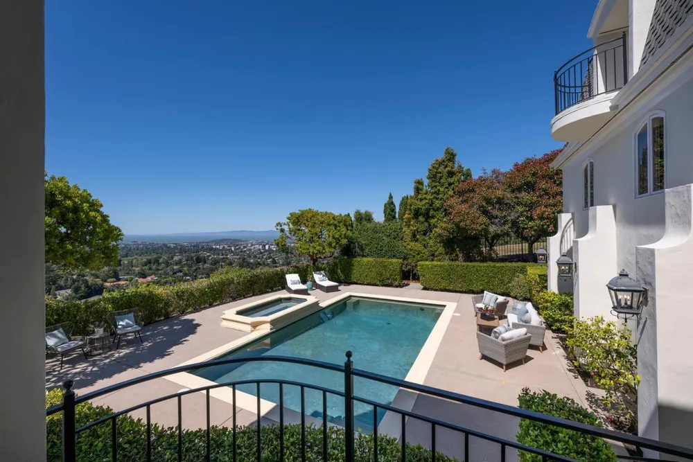 225 Tobin Clark Dr, Hillsborough, CA 94010