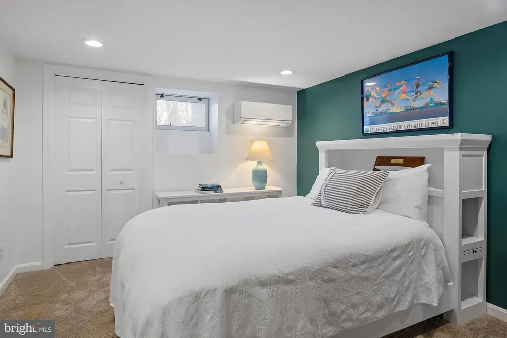 1812 Shore Dr, Annapolis, MD 21401