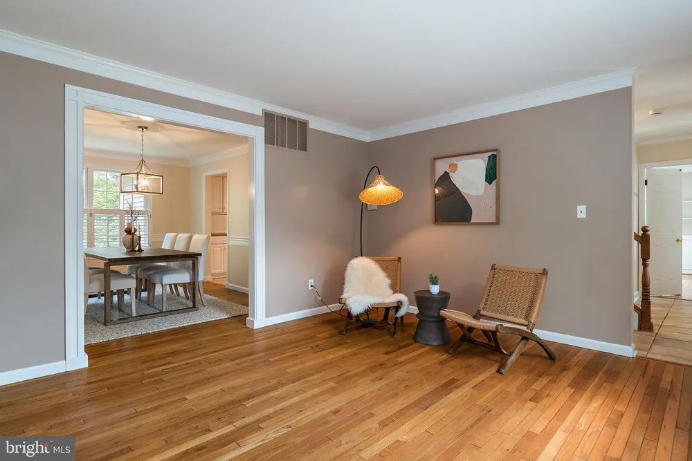2 Tolson St, Annapolis, MD 21401