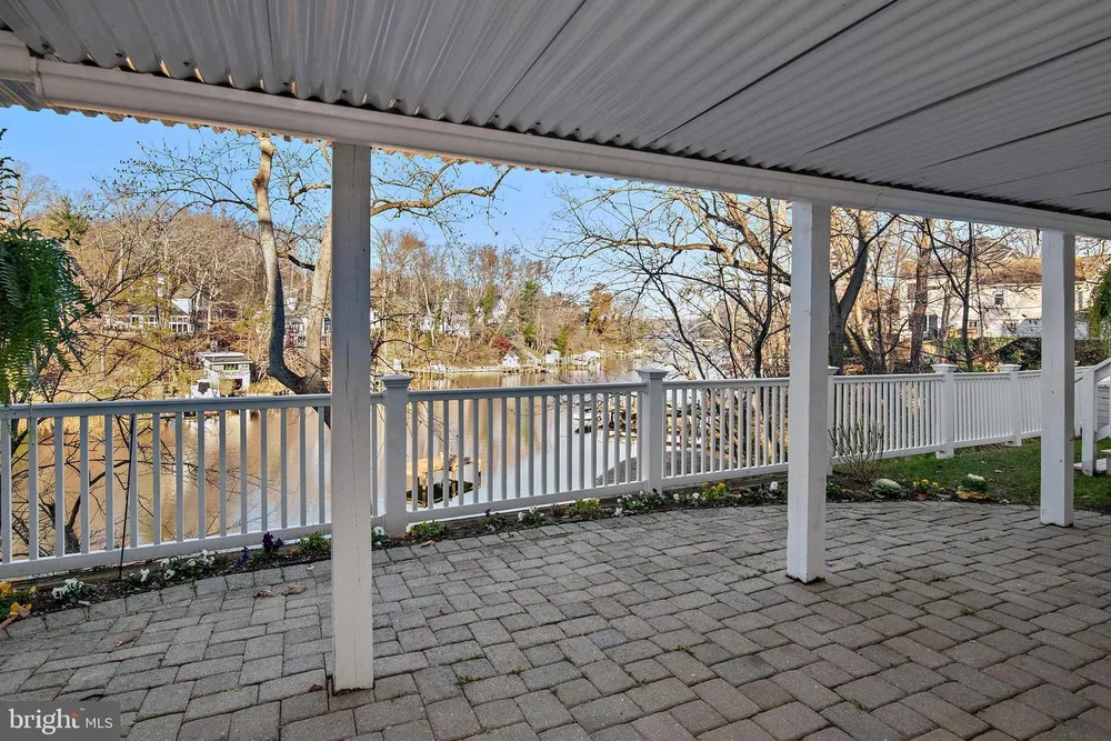 1812 Shore Dr, Annapolis, MD 21401