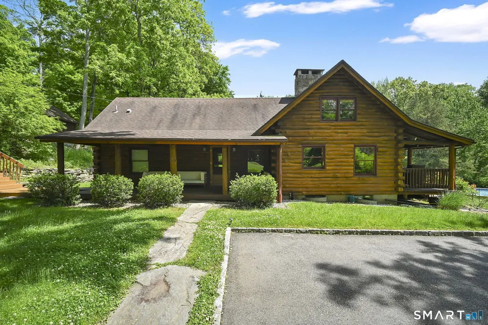 235 Middle Haddam Rd, East Hampton, CT 06424
