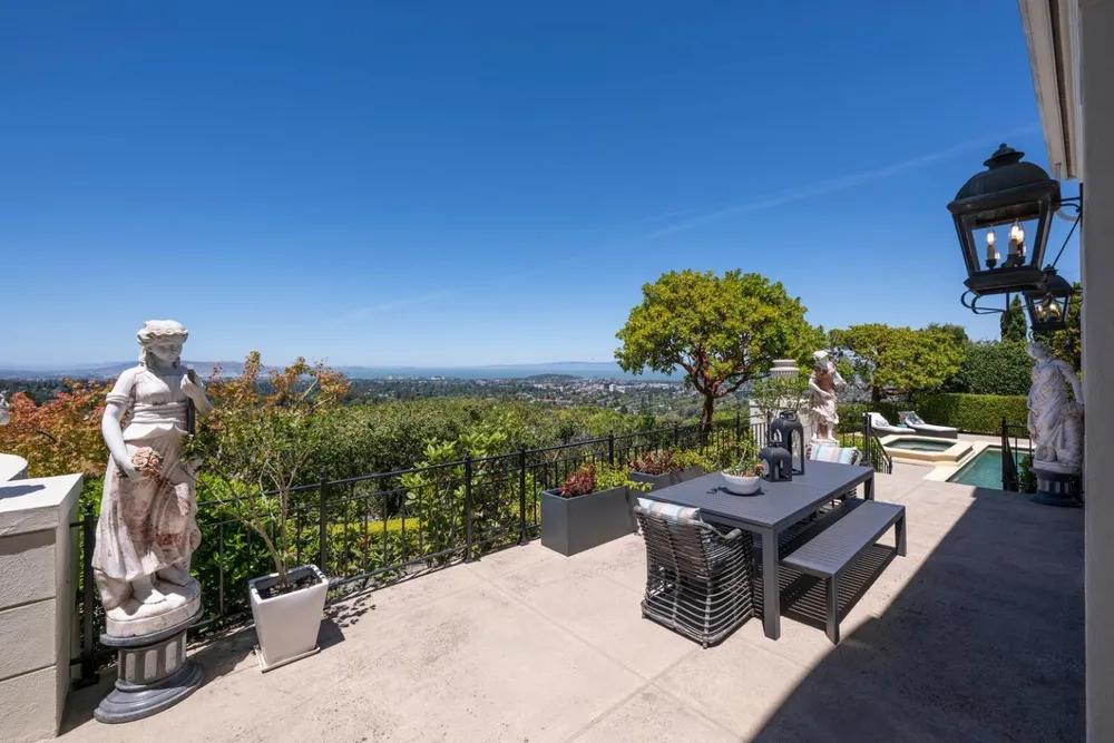 225 Tobin Clark Dr, Hillsborough, CA 94010