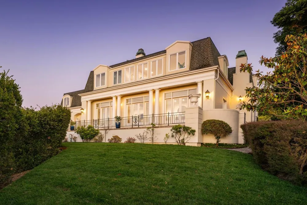225 Tobin Clark Dr, Hillsborough, CA 94010