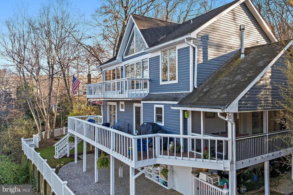 1812 Shore Dr, Annapolis, MD 21401