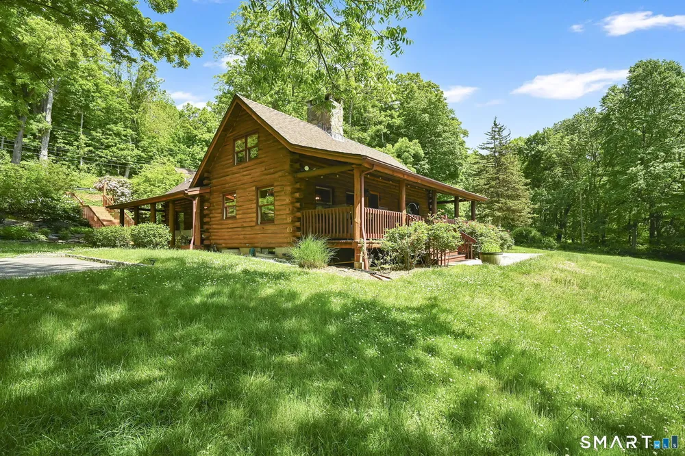 235 Middle Haddam Rd, East Hampton, CT 06424