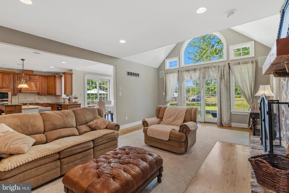 265 Walter Rd, Chalfont, PA 18914