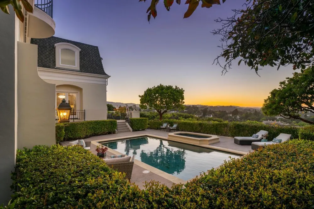 225 Tobin Clark Dr, Hillsborough, CA 94010