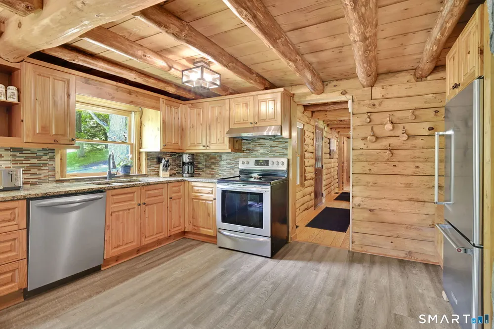 235 Middle Haddam Rd, East Hampton, CT 06424