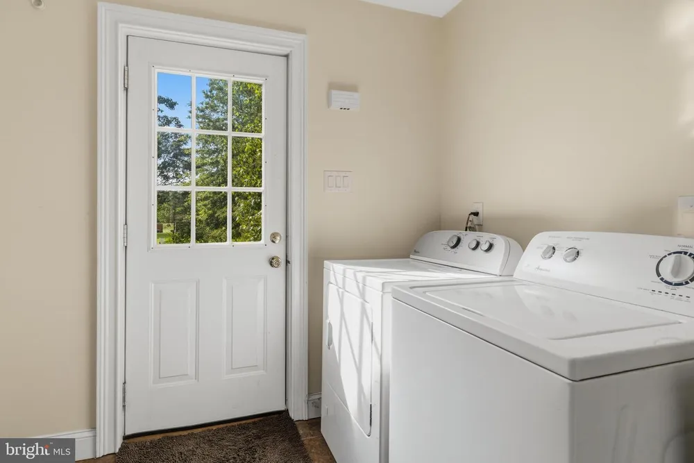 265 Walter Rd, Chalfont, PA 18914