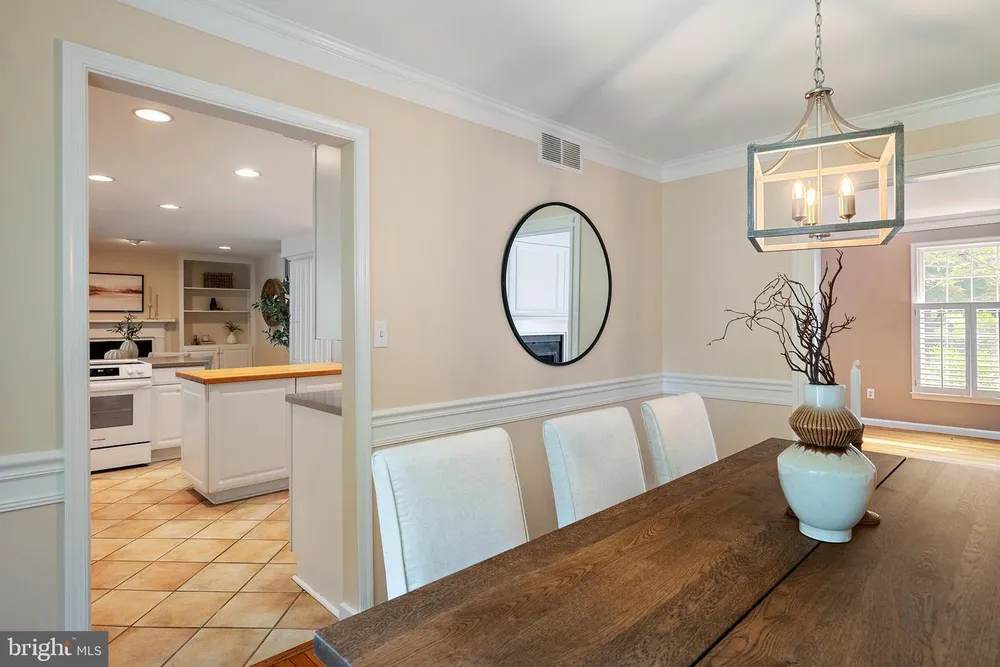 2 Tolson St, Annapolis, MD 21401