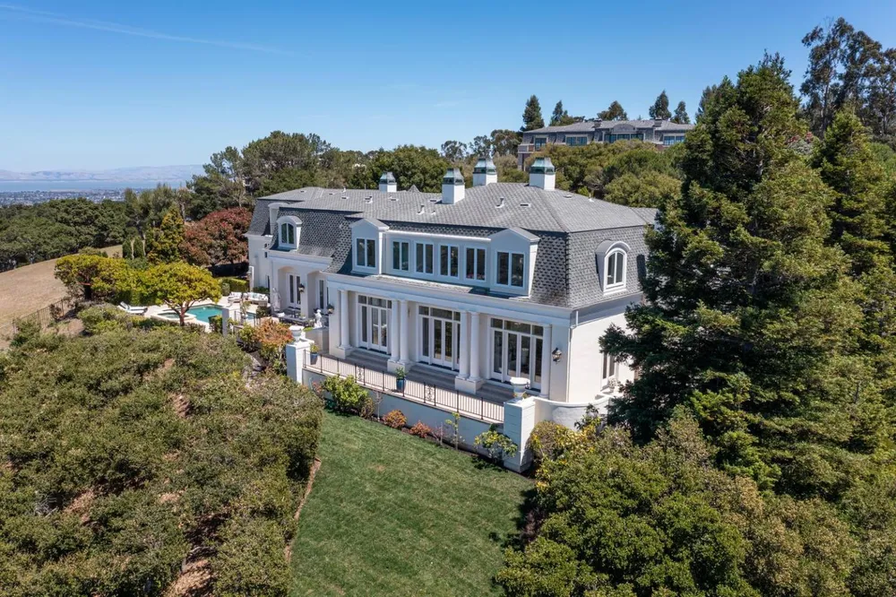 225 Tobin Clark Dr, Hillsborough, CA 94010