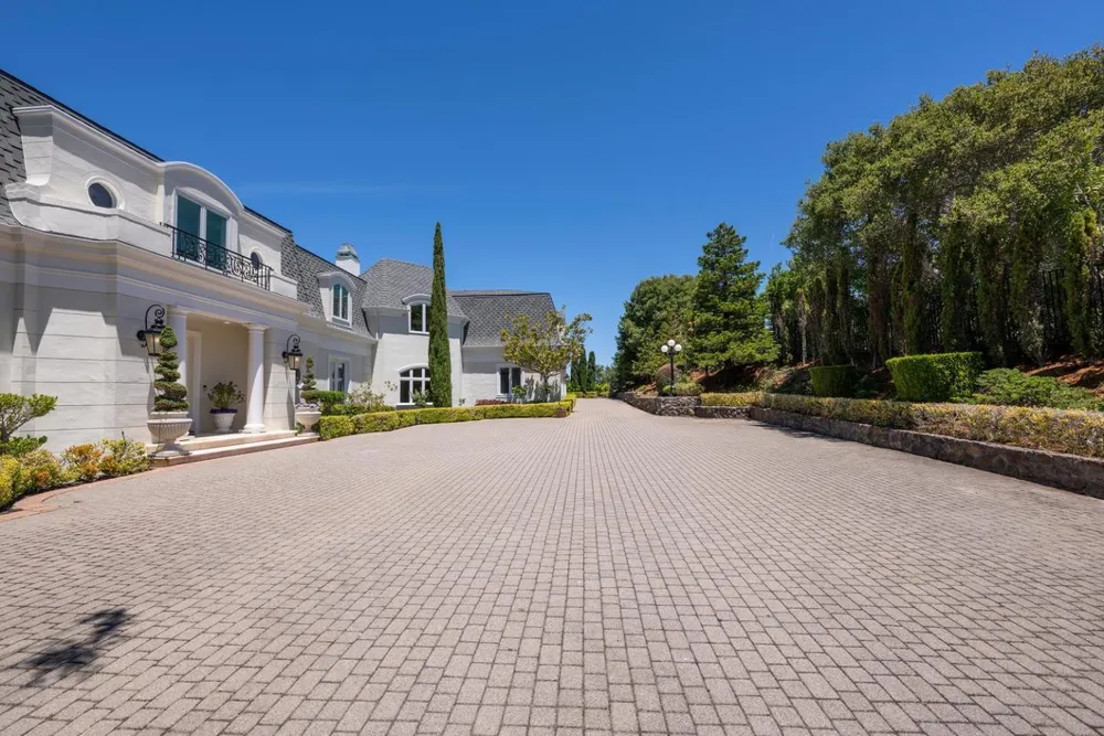225 Tobin Clark Dr, Hillsborough, CA 94010