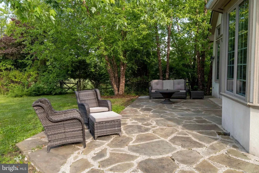 265 Walter Rd, Chalfont, PA 18914