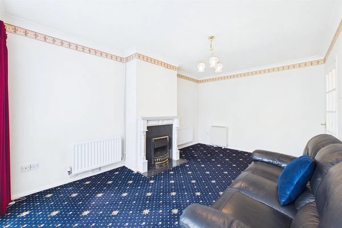 2 bedroom property for sale in Richmond Rise, Reepham, Norwich - Guide ...