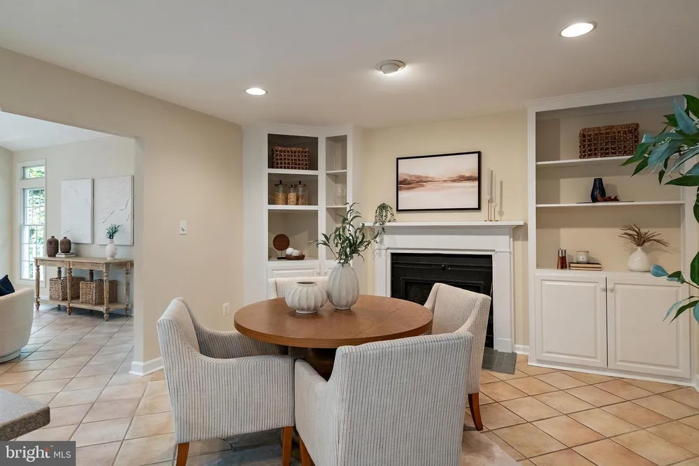 2 Tolson St, Annapolis, MD 21401