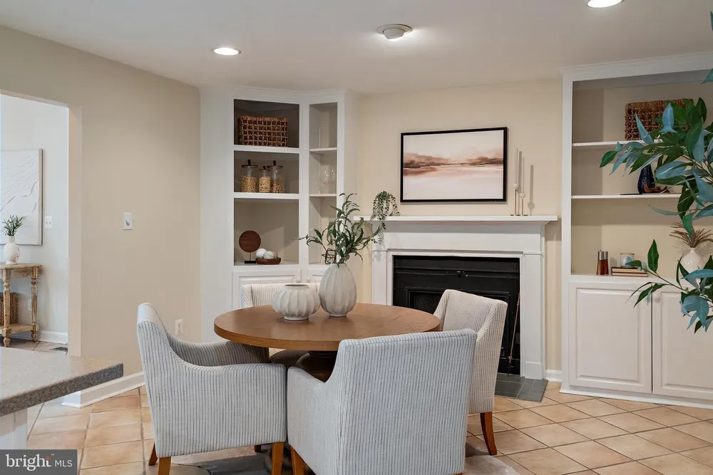 2 Tolson St, Annapolis, MD 21401