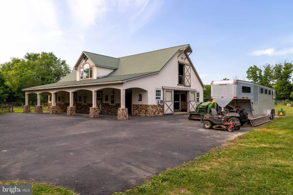 265 Walter Rd, Chalfont, PA 18914