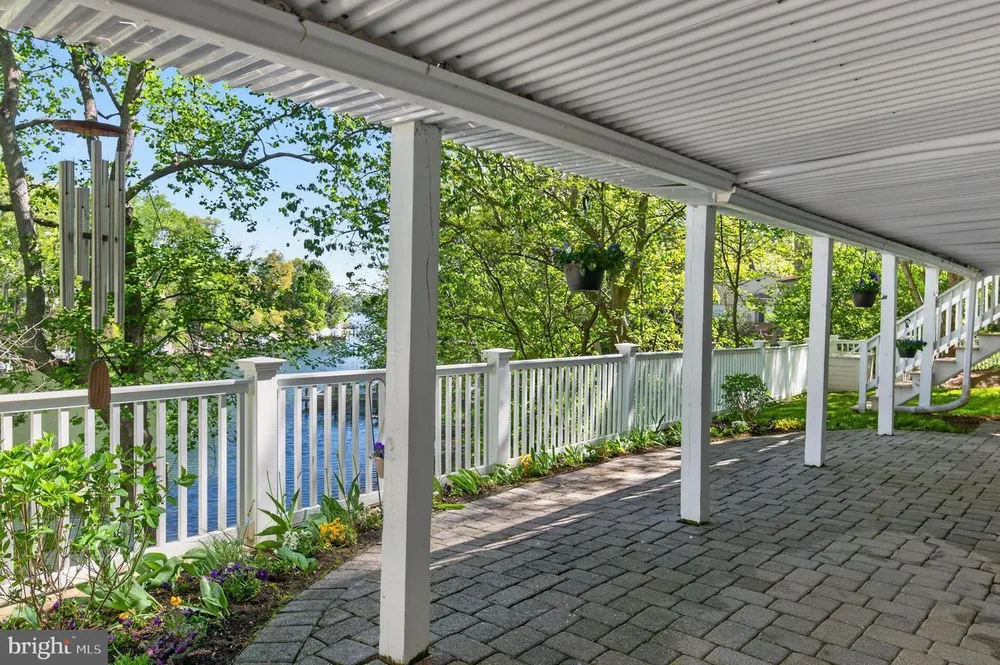 1812 Shore Dr, Annapolis, MD 21401