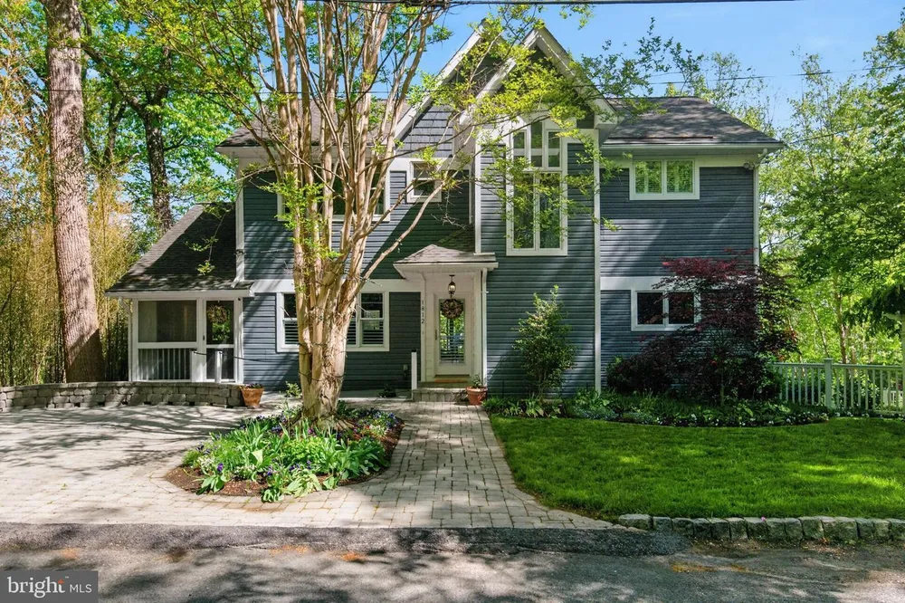 1812 Shore Dr, Annapolis, MD 21401