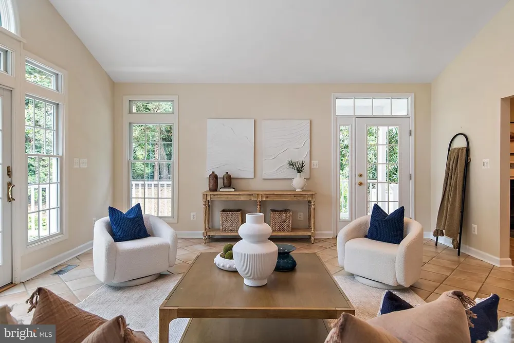 2 Tolson St, Annapolis, MD 21401