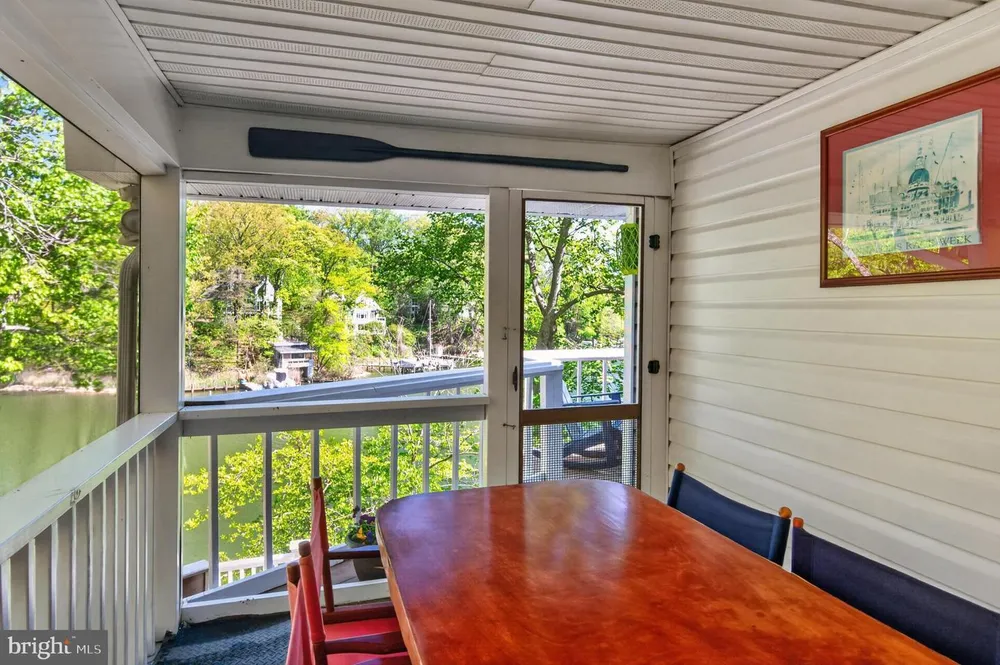 1812 Shore Dr, Annapolis, MD 21401