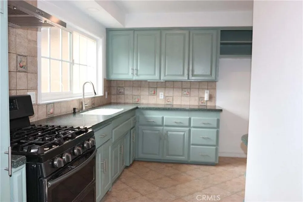 1467 W Roberta Ave, Fullerton, CA 92833