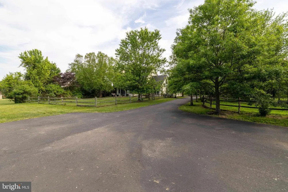 265 Walter Rd, Chalfont, PA 18914
