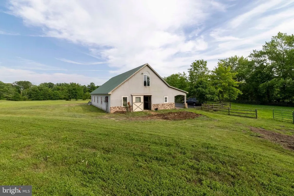 265 Walter Rd, Chalfont, PA 18914