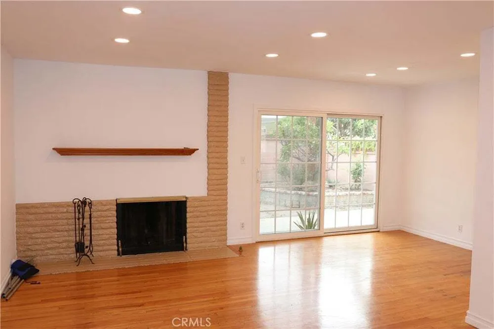 1467 W Roberta Ave, Fullerton, CA 92833