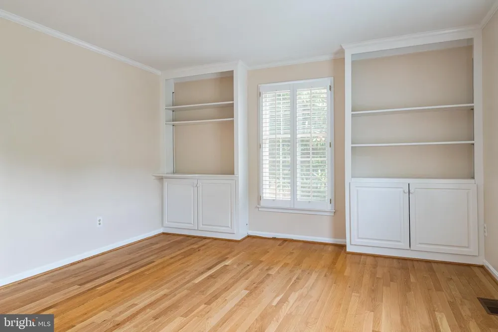 2 Tolson St, Annapolis, MD 21401