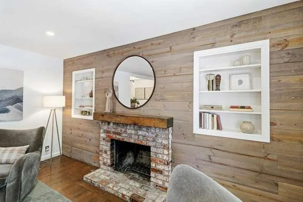 2228 Morse Ave, Sacramento, CA 95825