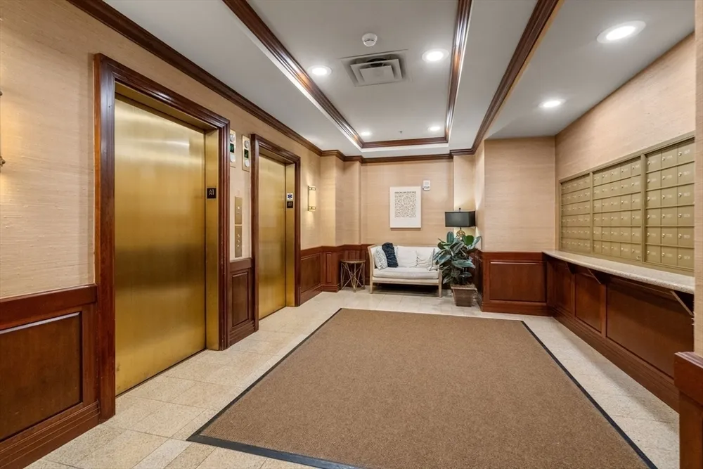 1 Nassau St, Boston, MA 02111
