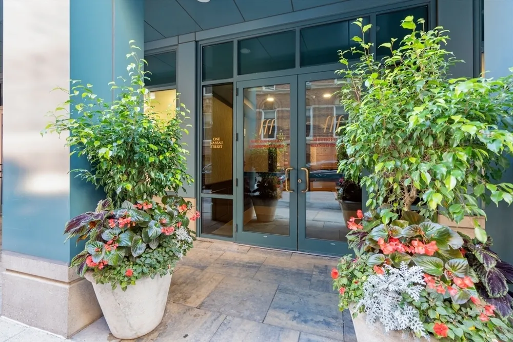 1 Nassau St, Boston, MA 02111