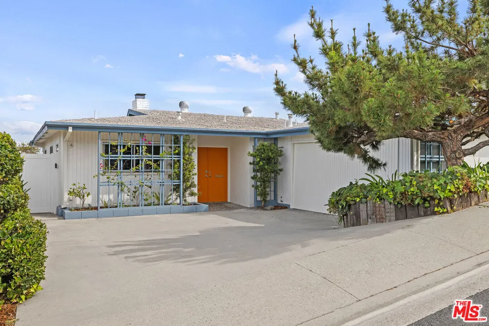 962 Village Dr, Monterey Park, CA 91755