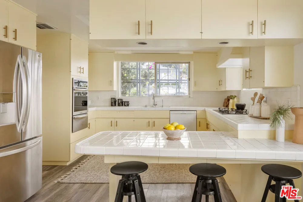 962 Village Dr, Monterey Park, CA 91755