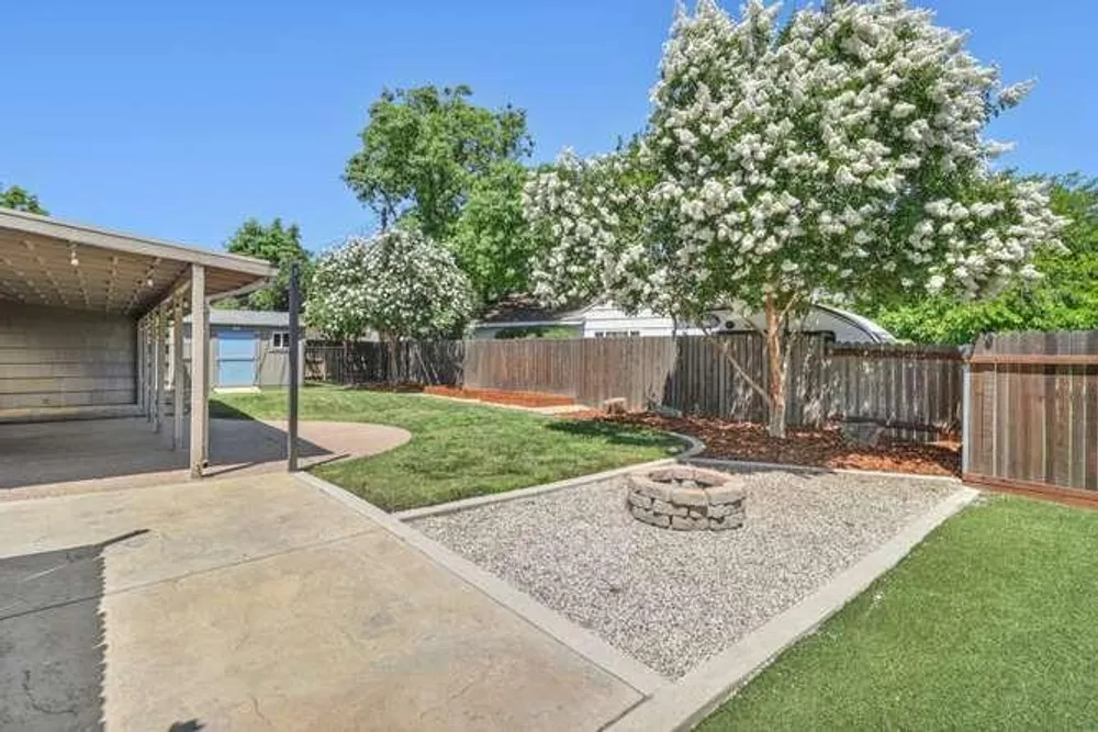 2228 Morse Ave, Sacramento, CA 95825