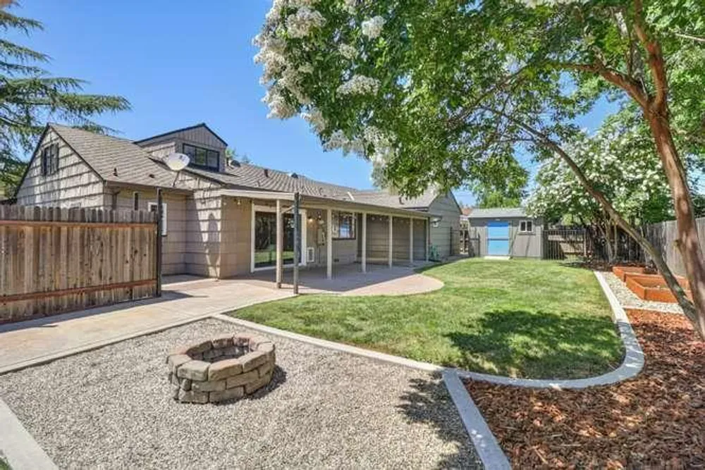 2228 Morse Ave, Sacramento, CA 95825