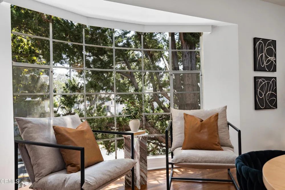 297 S Madison Ave, Pasadena, CA 91101