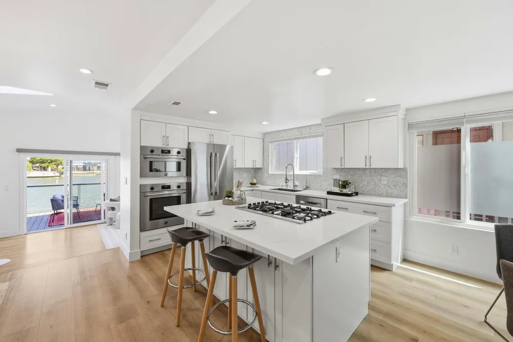 1259 Shoal Dr, San Mateo, CA 94404