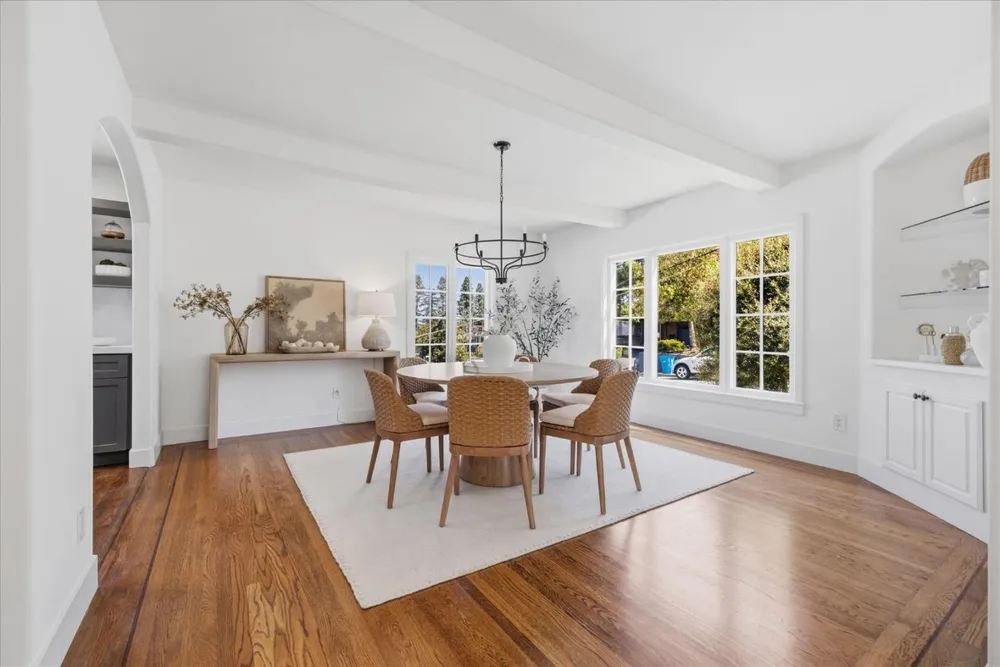 418 Ridge Rd, San Carlos, CA 94070