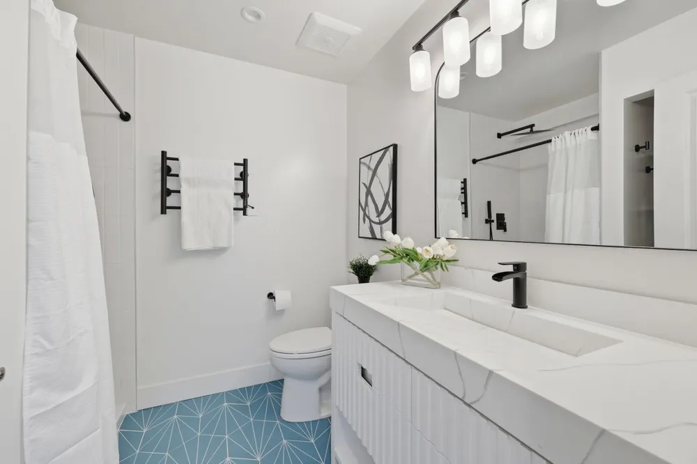 1259 Shoal Dr, San Mateo, CA 94404