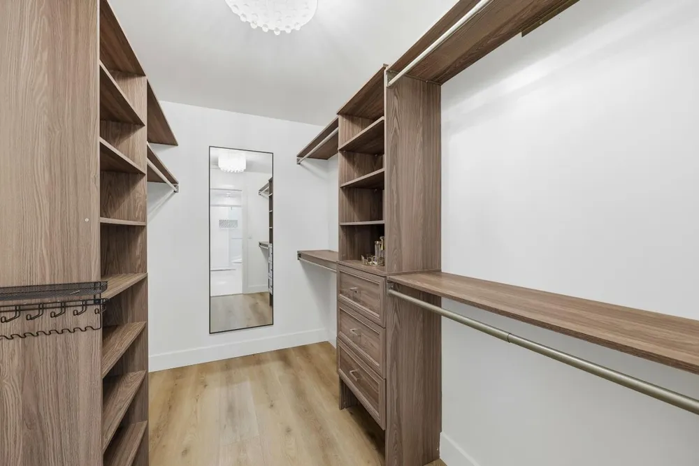1259 Shoal Dr, San Mateo, CA 94404