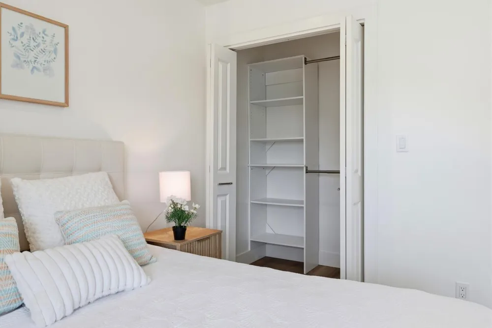 1259 Shoal Dr, San Mateo, CA 94404