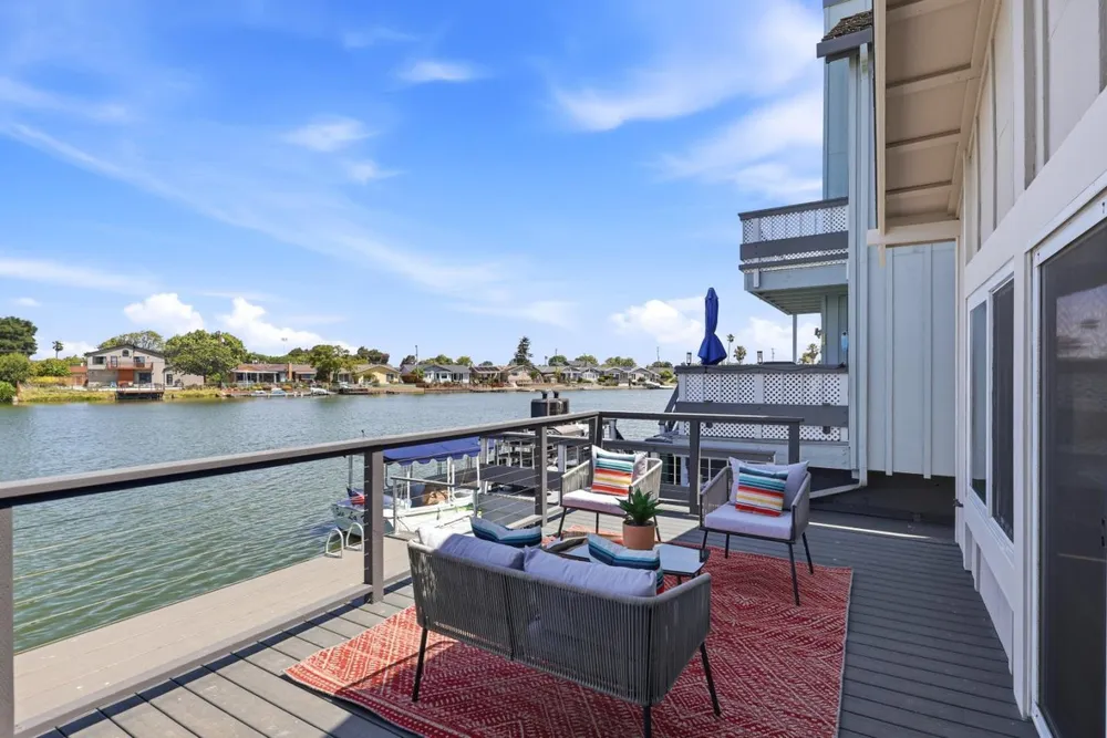 1259 Shoal Dr, San Mateo, CA 94404