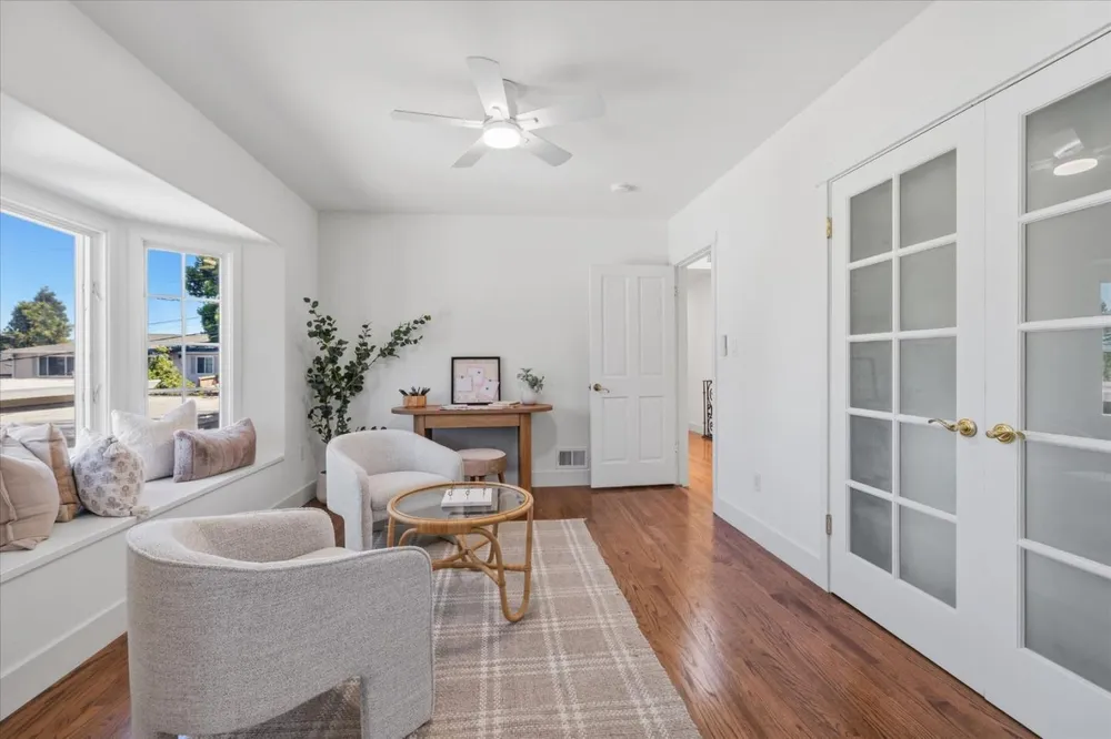 418 Ridge Rd, San Carlos, CA 94070