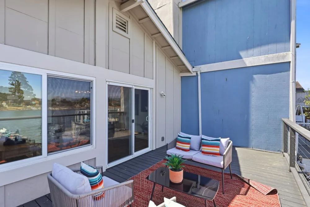 1259 Shoal Dr, San Mateo, CA 94404