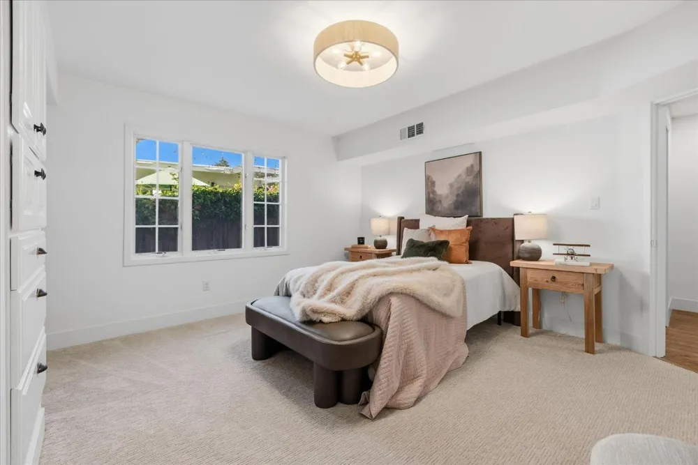 418 Ridge Rd, San Carlos, CA 94070