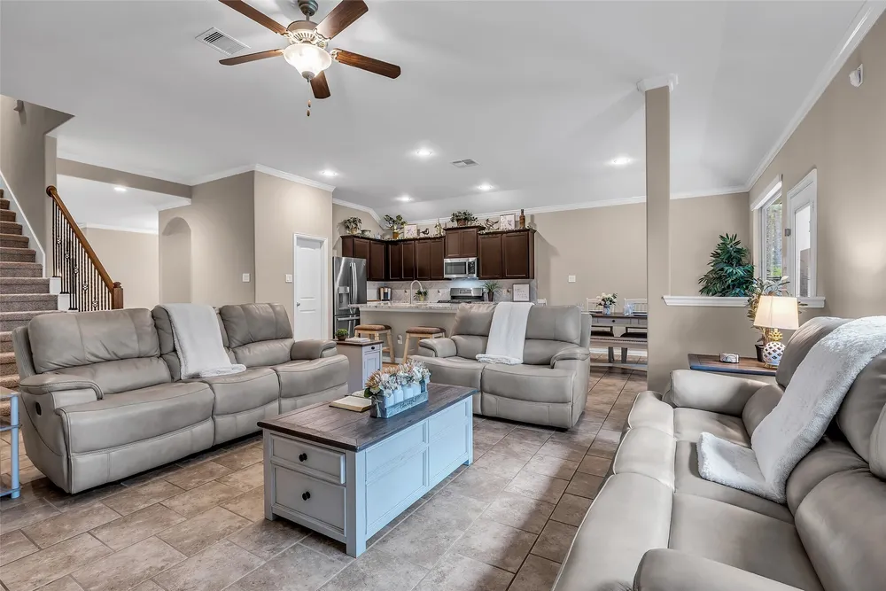 34 Sawbridge Circle, Spring, TX 77389