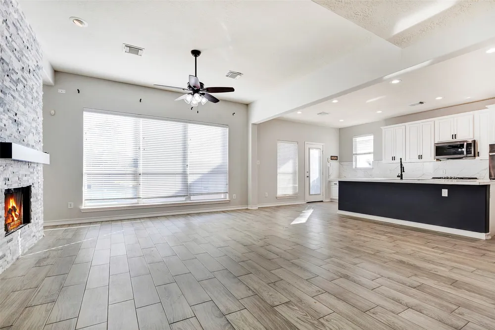 19114 CANYON VISTA COURT, Tomball, TX 77377